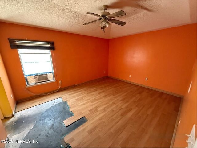 9136 UPSTREAM Court, Jacksonville, FL 32225