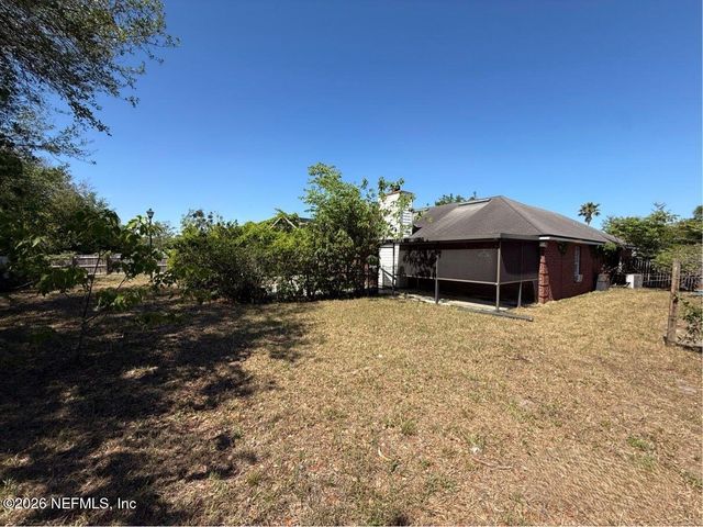 9136 UPSTREAM Court, Jacksonville, FL 32225