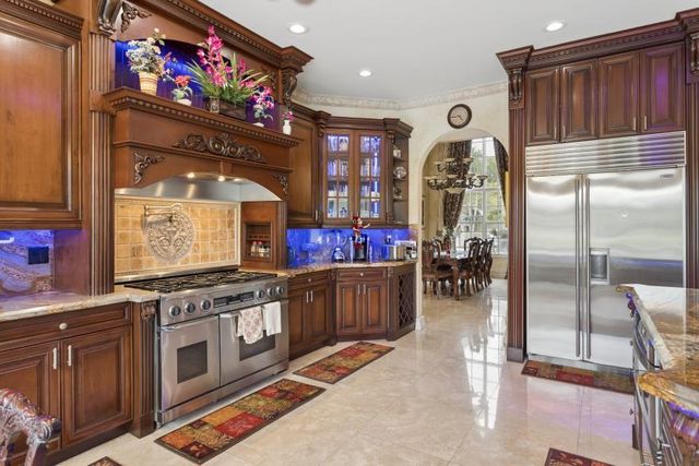 1813 NW 126th Way, Coral Springs, FL 33071