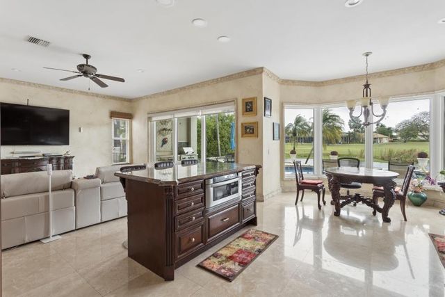 1813 NW 126th Way, Coral Springs, FL 33071