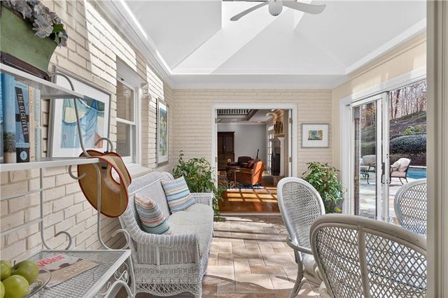 1735 Winterthur Close NW, Sandy Springs, GA 30328