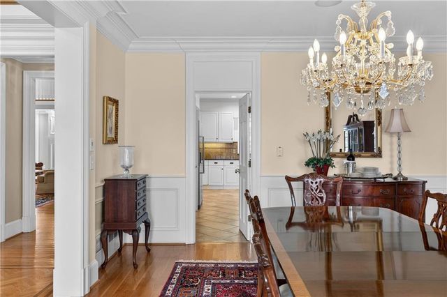 1735 Winterthur Close NW, Sandy Springs, GA 30328