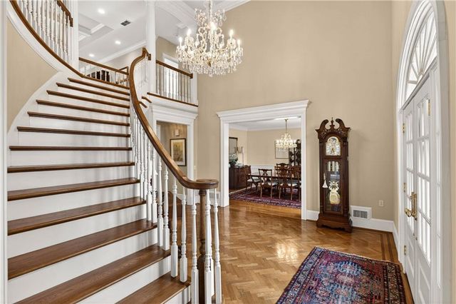 1735 Winterthur Close NW, Sandy Springs, GA 30328