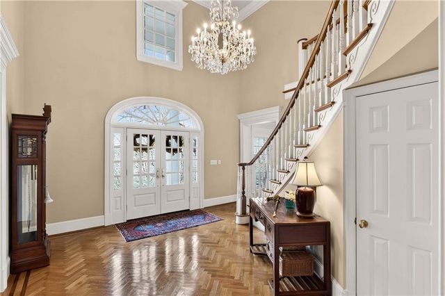 1735 Winterthur Close NW, Sandy Springs, GA 30328