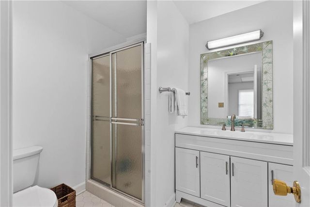 1735 Winterthur Close NW, Sandy Springs, GA 30328