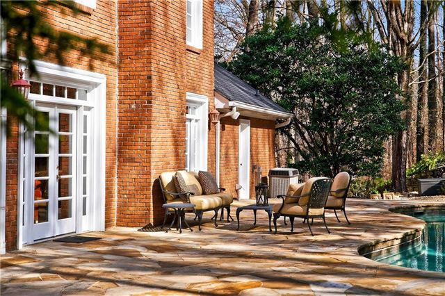 1735 Winterthur Close NW, Sandy Springs, GA 30328