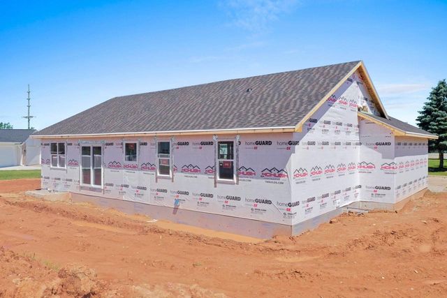 530 CATTAIL COURT, New London, WI 54961