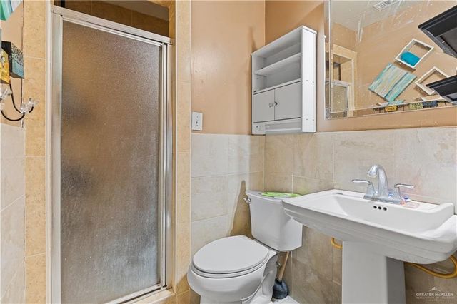 609 W Albatross Avenue, Pharr, TX 78577