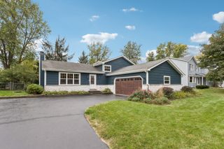 818 Bernadette Lane, Batavia, IL 60510