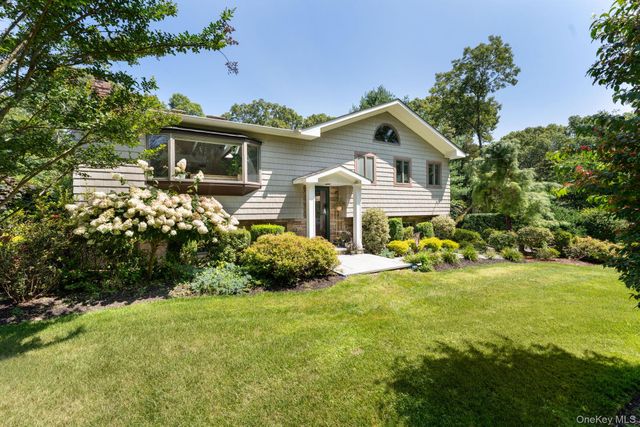 25 Brewster Avenue, Northport, NY 11768