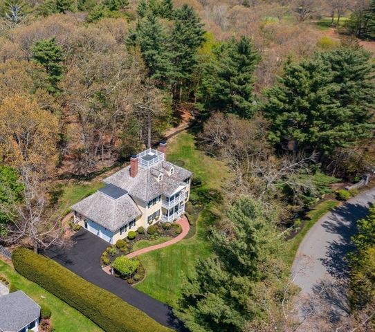1 Brewer Way, Hingham, MA 02043