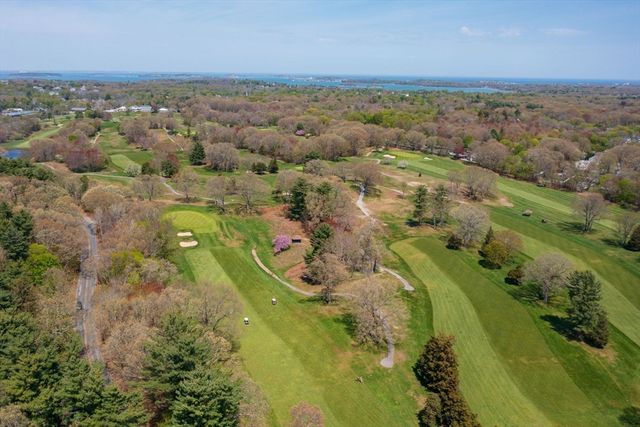 1 Brewer Way, Hingham, MA 02043