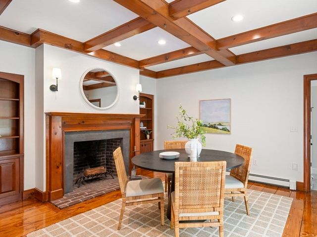 1 Brewer Way, Hingham, MA 02043