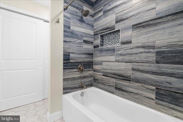 3738 BAY DR, Edgewater, MD 21037