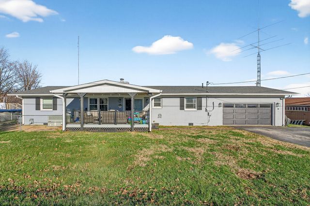 513 N Spring St, Sparta, TN 38583