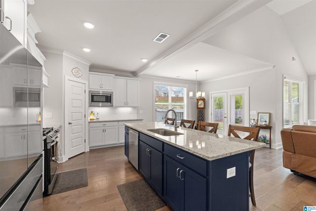 208 HENLEY WAY, Helena, AL 35080
