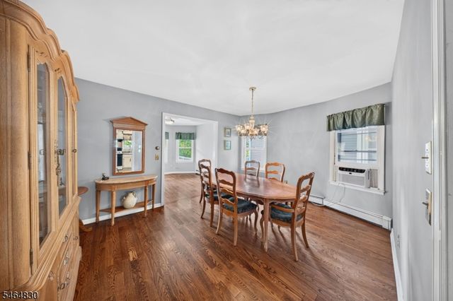 58 Somerset St, Somerville Boro, NJ 08876