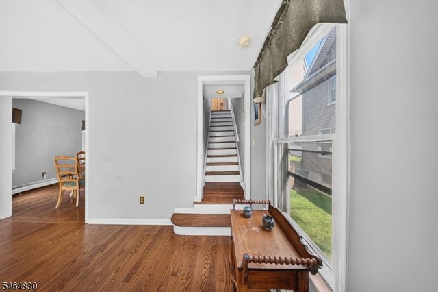 58 Somerset St, Somerville Boro, NJ 08876