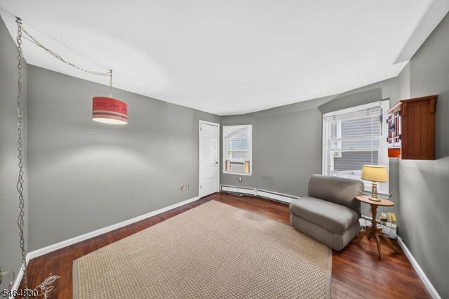 58 Somerset St, Somerville Boro, NJ 08876