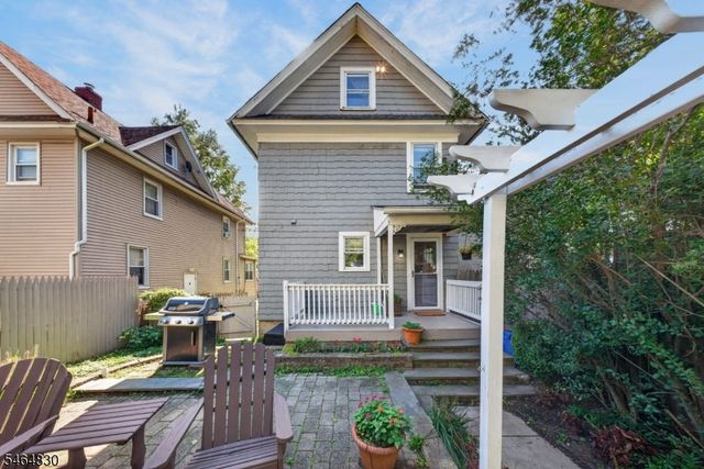 58 Somerset St, Somerville Boro, NJ 08876