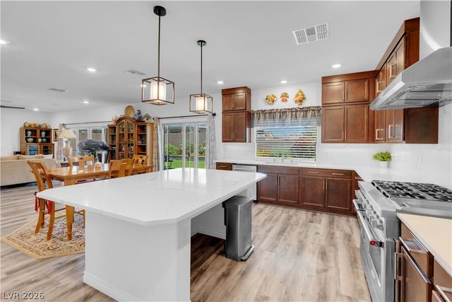 7260 Grace Estate Avenue, Las Vegas, NV 89113