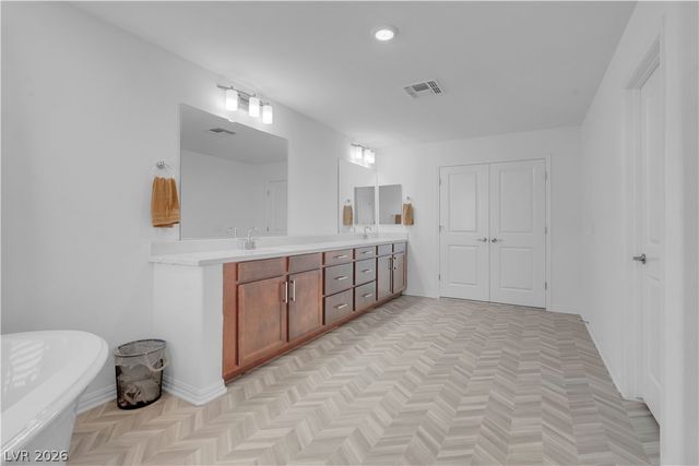 7260 Grace Estate Avenue, Las Vegas, NV 89113