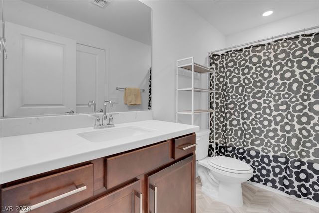 7260 Grace Estate Avenue, Las Vegas, NV 89113