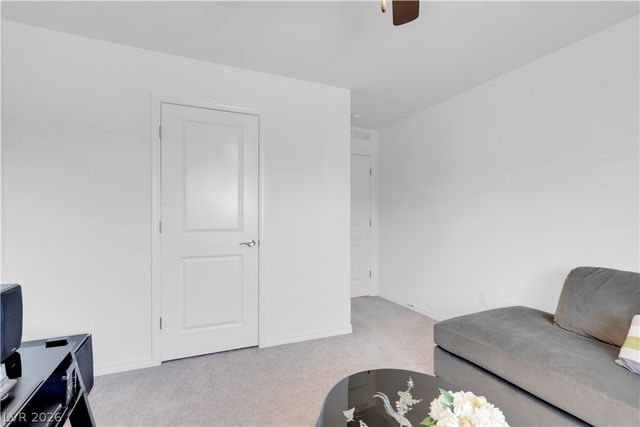 7260 Grace Estate Avenue, Las Vegas, NV 89113