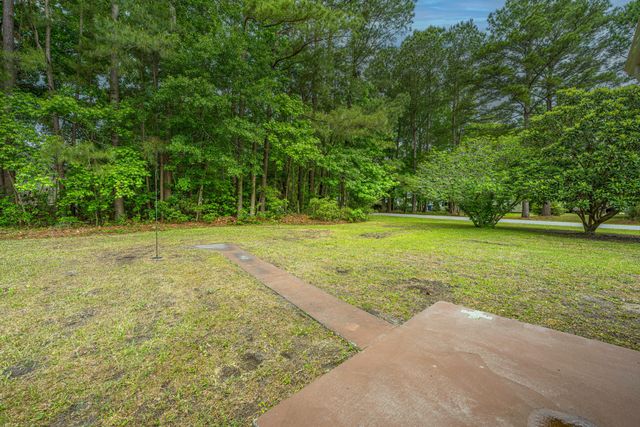 3337 Pinewood Drive, Ladson, SC 29456