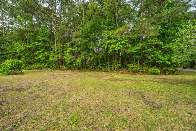 3337 Pinewood Drive, Ladson, SC 29456