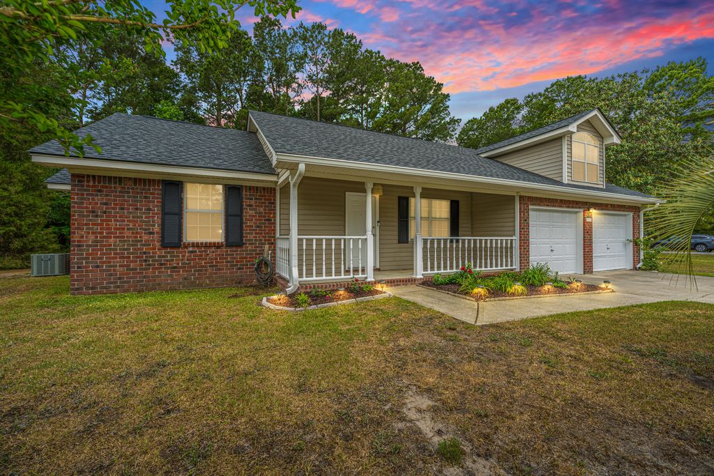 3337 Pinewood Drive, Ladson, SC 29456
