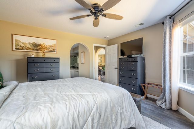 155 W Rockford Drive 1, Branson, MO 65616