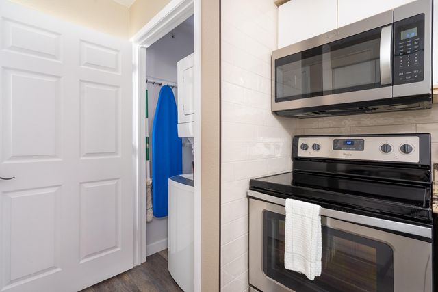 155 W Rockford Drive 1, Branson, MO 65616