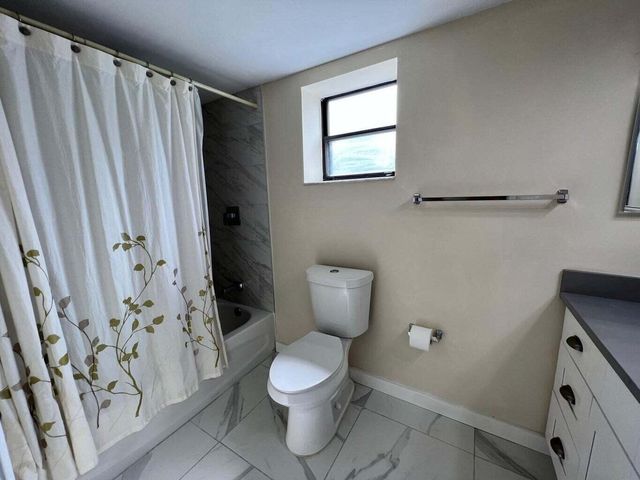 1900 N Congress Avenue 403, West Palm Beach, FL 33401