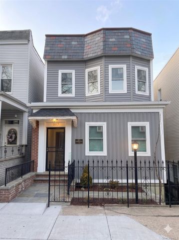 1817 Barnes Avenue, Bronx, NY 10462