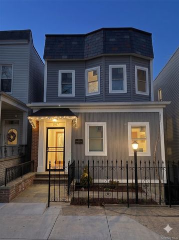 1817 Barnes Avenue, Bronx, NY 10462