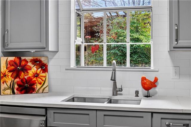 679 Anderson Walk, Marietta, GA 30062