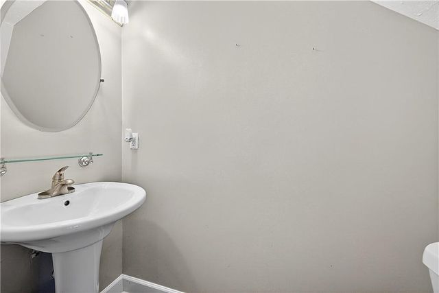 679 Anderson Walk, Marietta, GA 30062