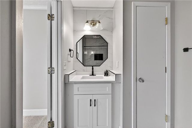 679 Anderson Walk, Marietta, GA 30062