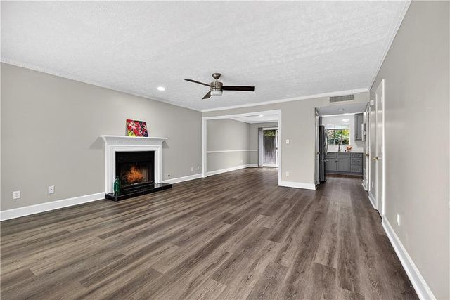 679 Anderson Walk, Marietta, GA 30062