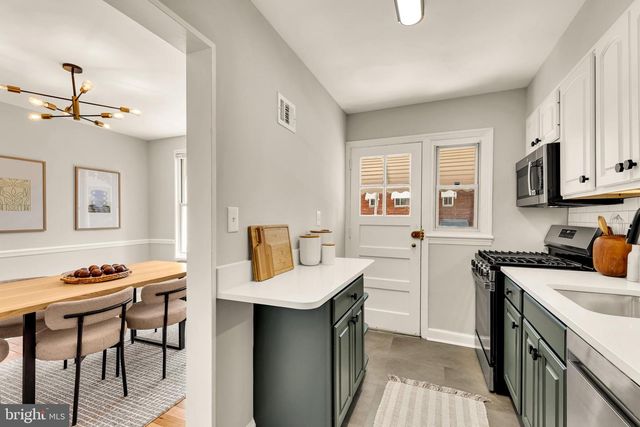 4727 8TH ST NE, Washington, DC 20017