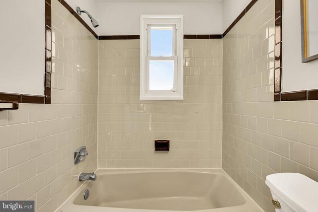 4727 8TH ST NE, Washington, DC 20017