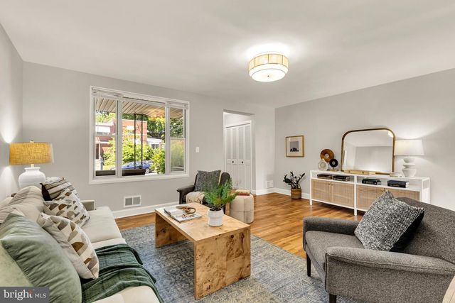 4727 8TH ST NE, Washington, DC 20017