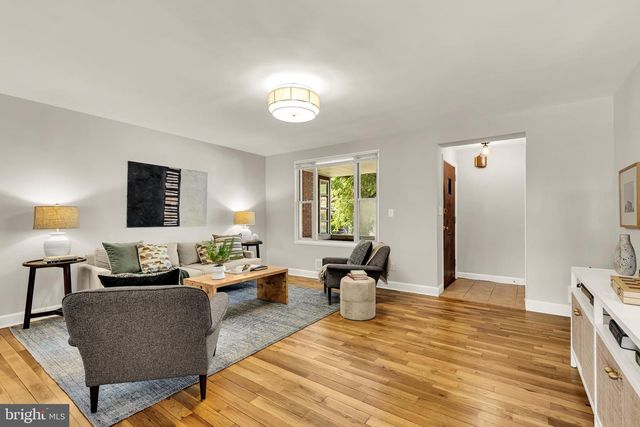 4727 8TH ST NE, Washington, DC 20017