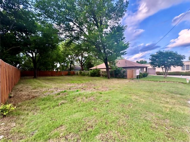 307 Emma Jane Street, Rockwall, TX 75087