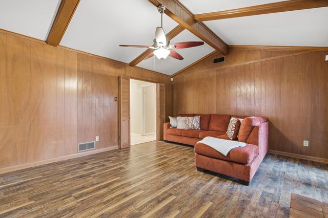 10015 Pensive Drive, Dallas, TX 75229