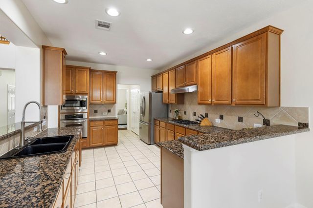 11027 Hilltop Park Lane, Cypress, TX 77433