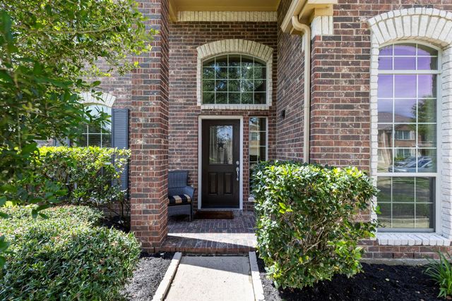 11027 Hilltop Park Lane, Cypress, TX 77433