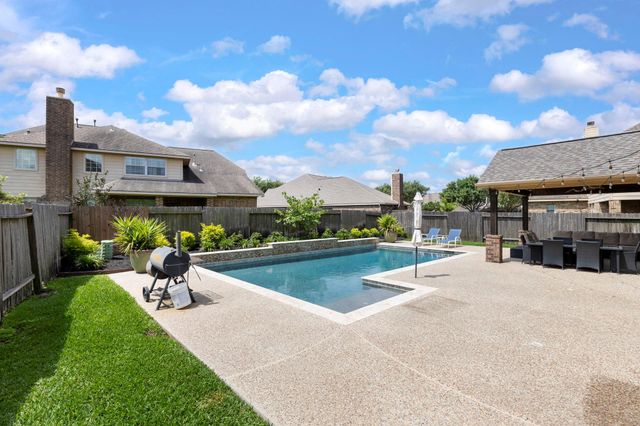 11027 Hilltop Park Lane, Cypress, TX 77433