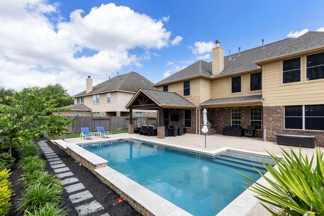 11027 Hilltop Park Lane, Cypress, TX 77433